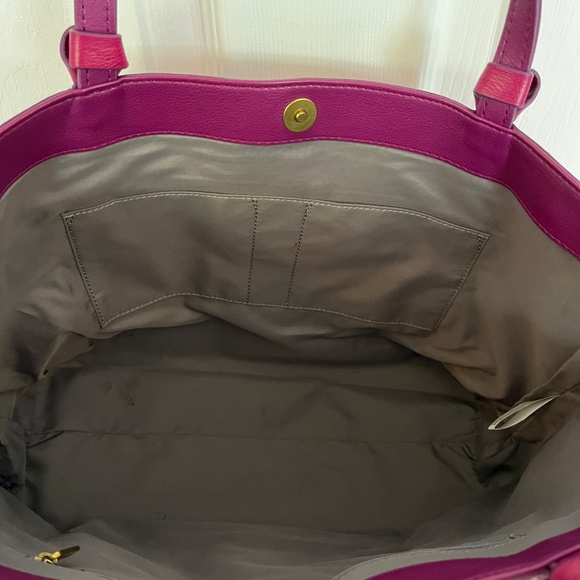 Fossil Rayna Tote - Picture 4 of 6